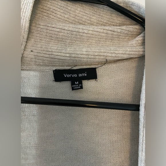 Brown sweater - Picture 2 of 3